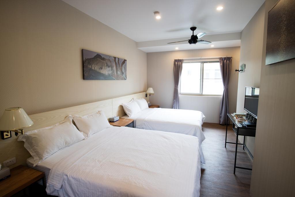 Cozy Cozy Hostel Tainan Exterior photo